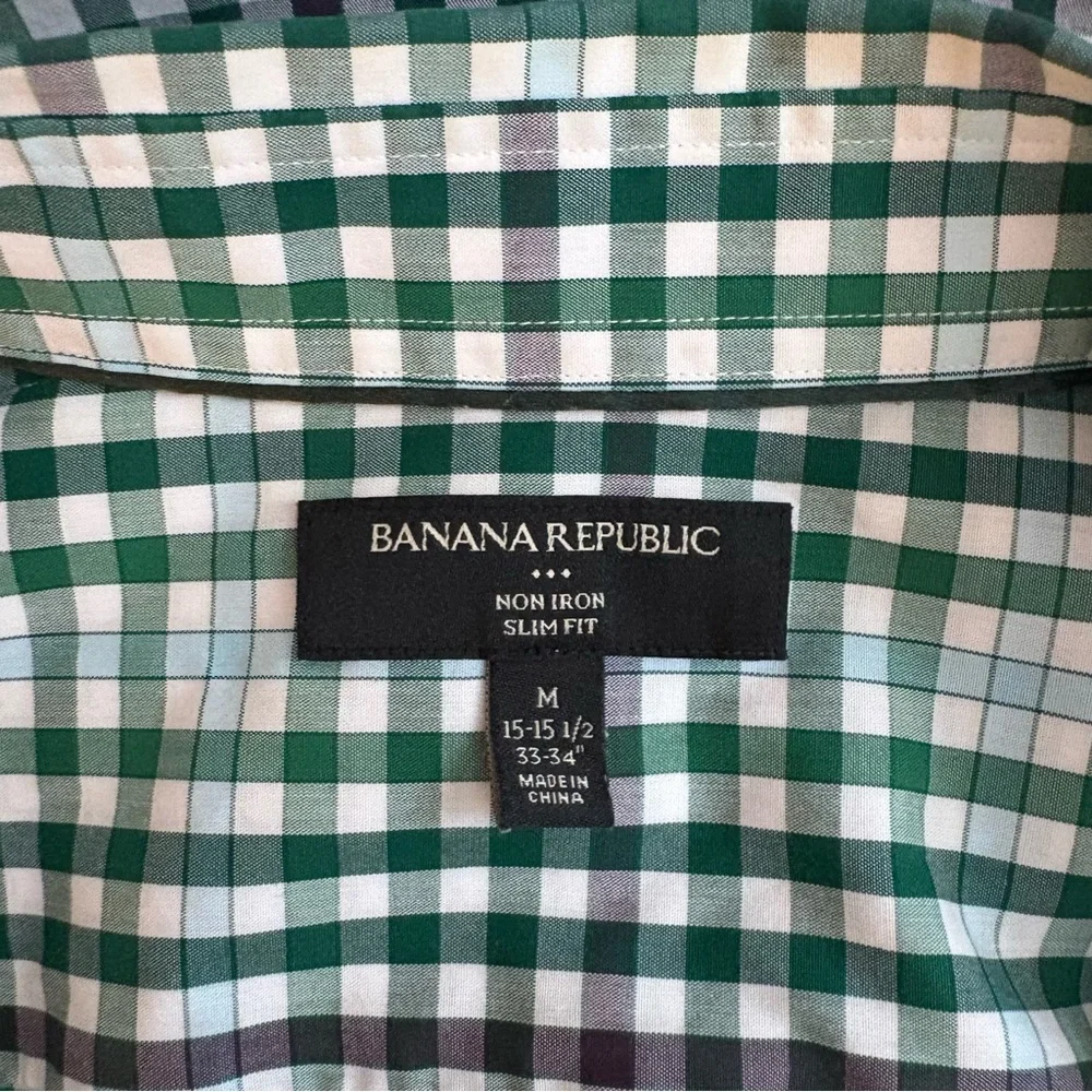 Banana Republic Mens Medium Green long sleeve Dress Shirt Button fall Work